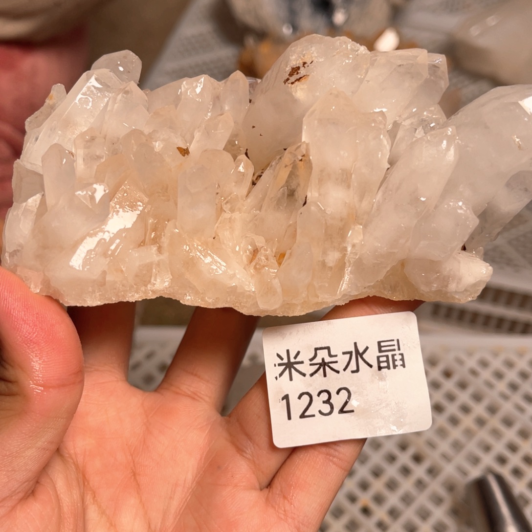 L***1水晶珠宝半成品未镶嵌水晶