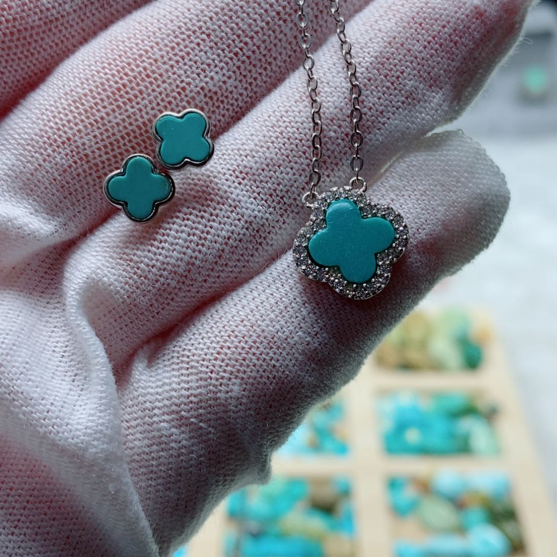 未镶嵌绿松石珠宝奇石