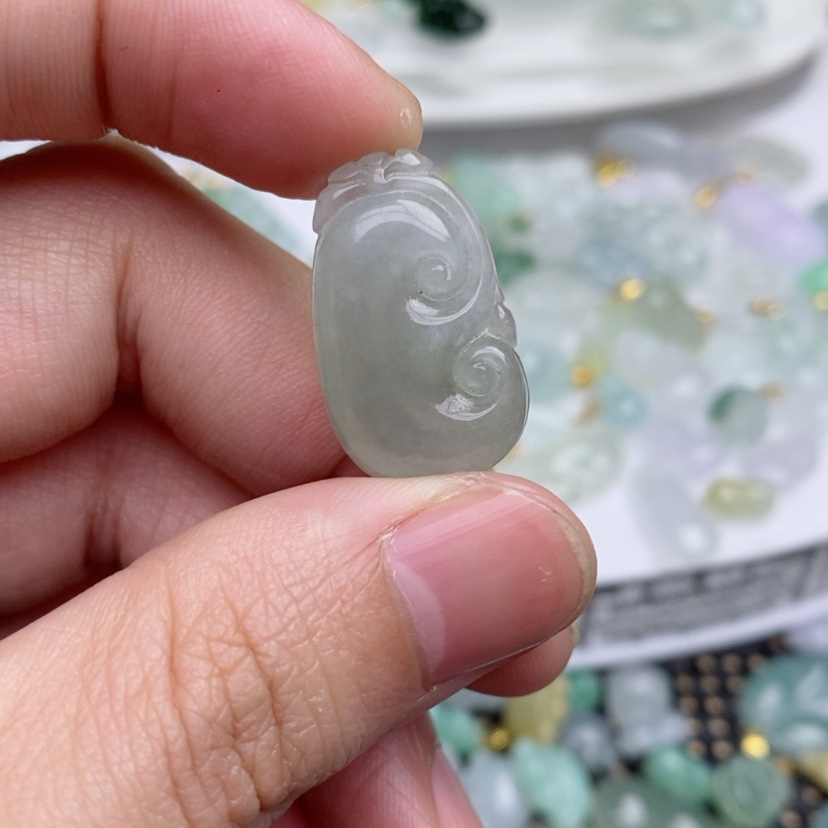【闪购商品】翡翠吊坠(不含链)未镶嵌小如意