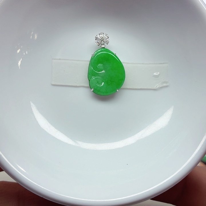 翡翠18K金镶嵌手链天然缅甸翡翠A货