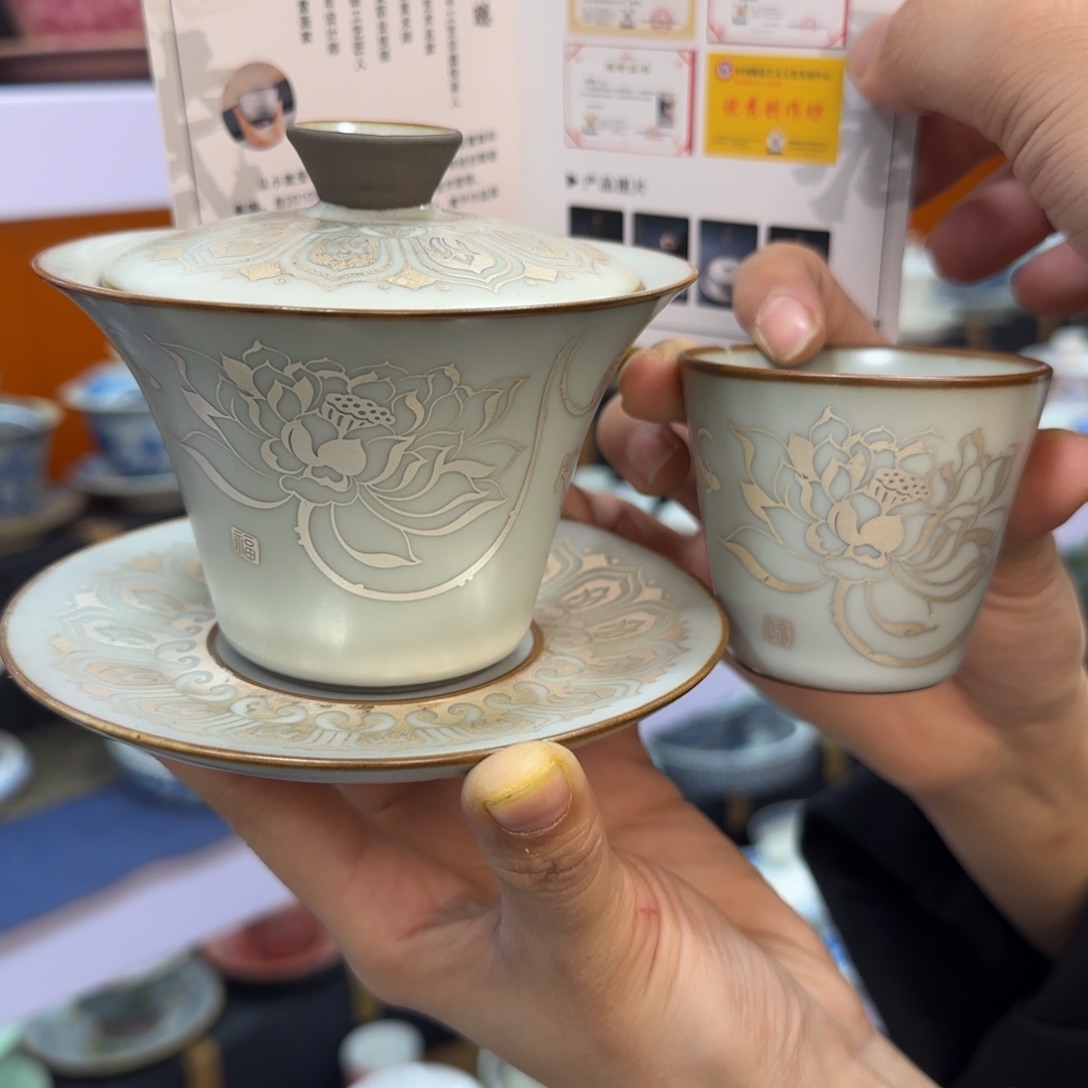 高温下的高温天气使人心情