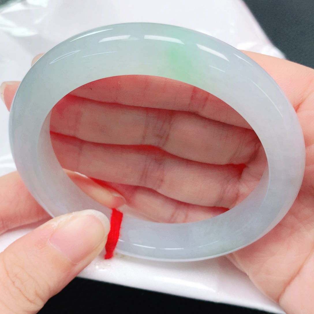 翡翠手镯未镶嵌57圈