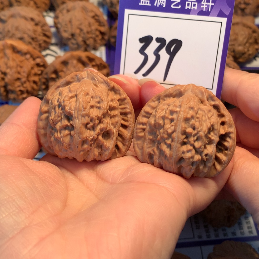 把件文玩核桃339白狮子4.2