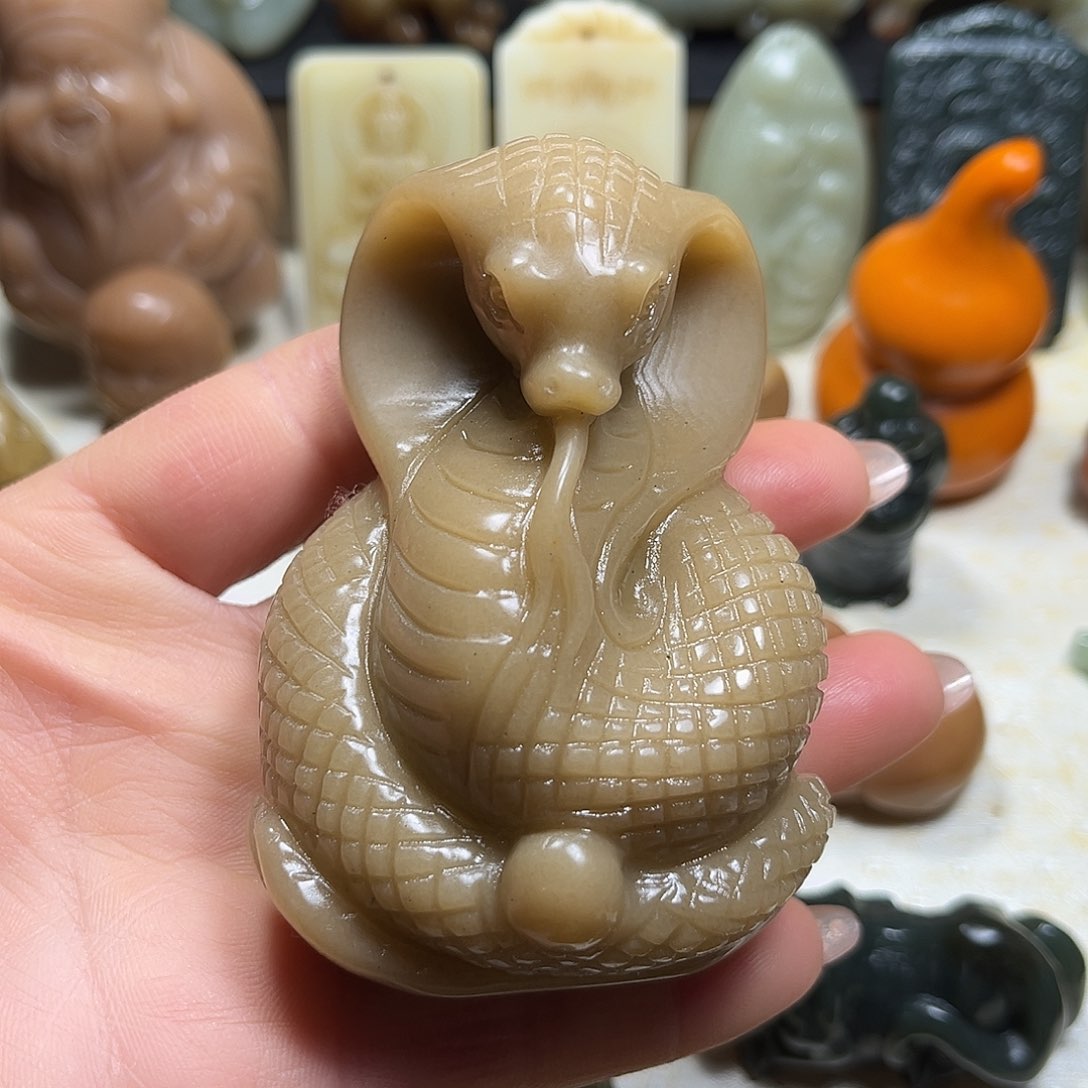 白玉菩提吊坠白玉菩提吊坠