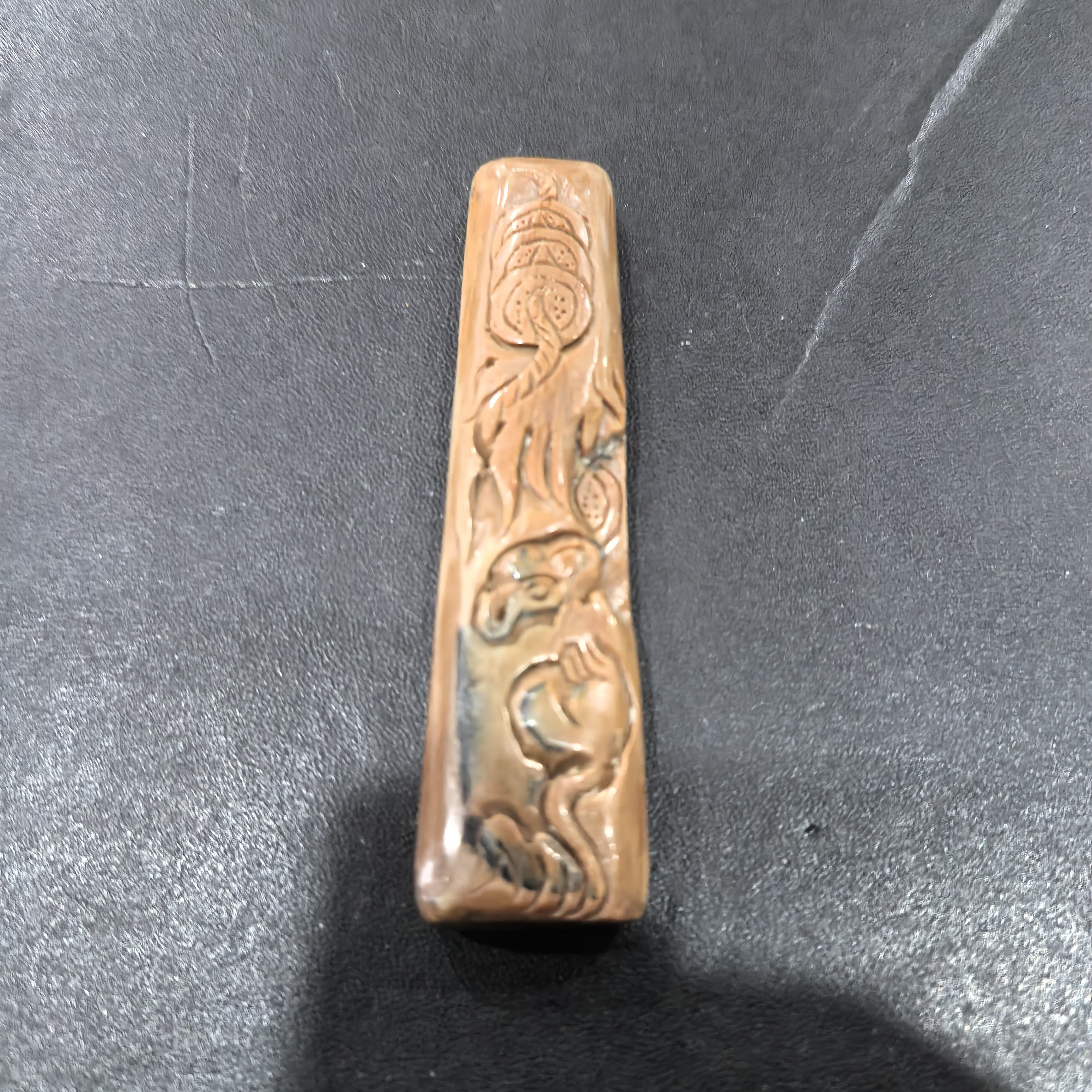 猛犸约15.8克雕刻件XY2157