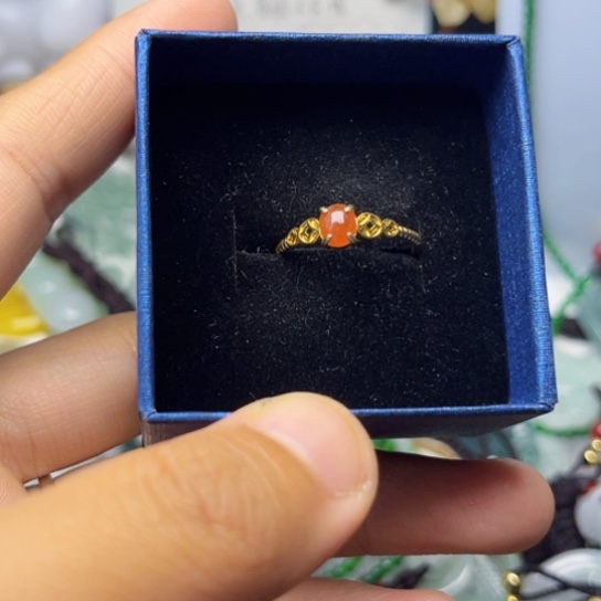 翡翠未镶嵌颈饰蛋面