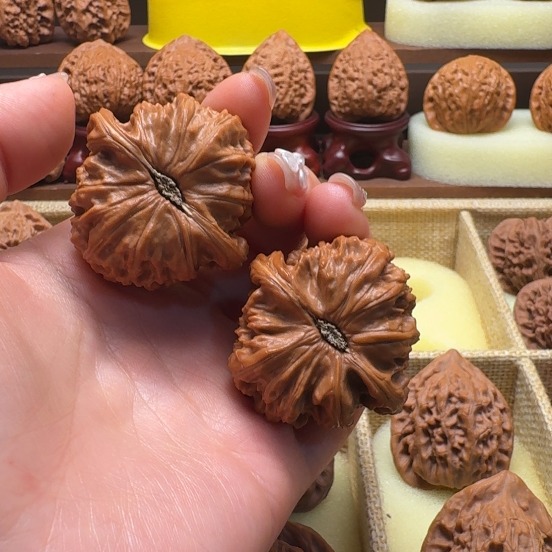 吊坠文玩核桃41白狮子