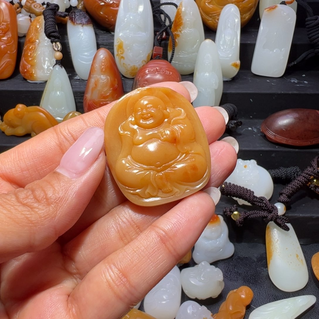 和田玉颈饰未镶嵌东****练