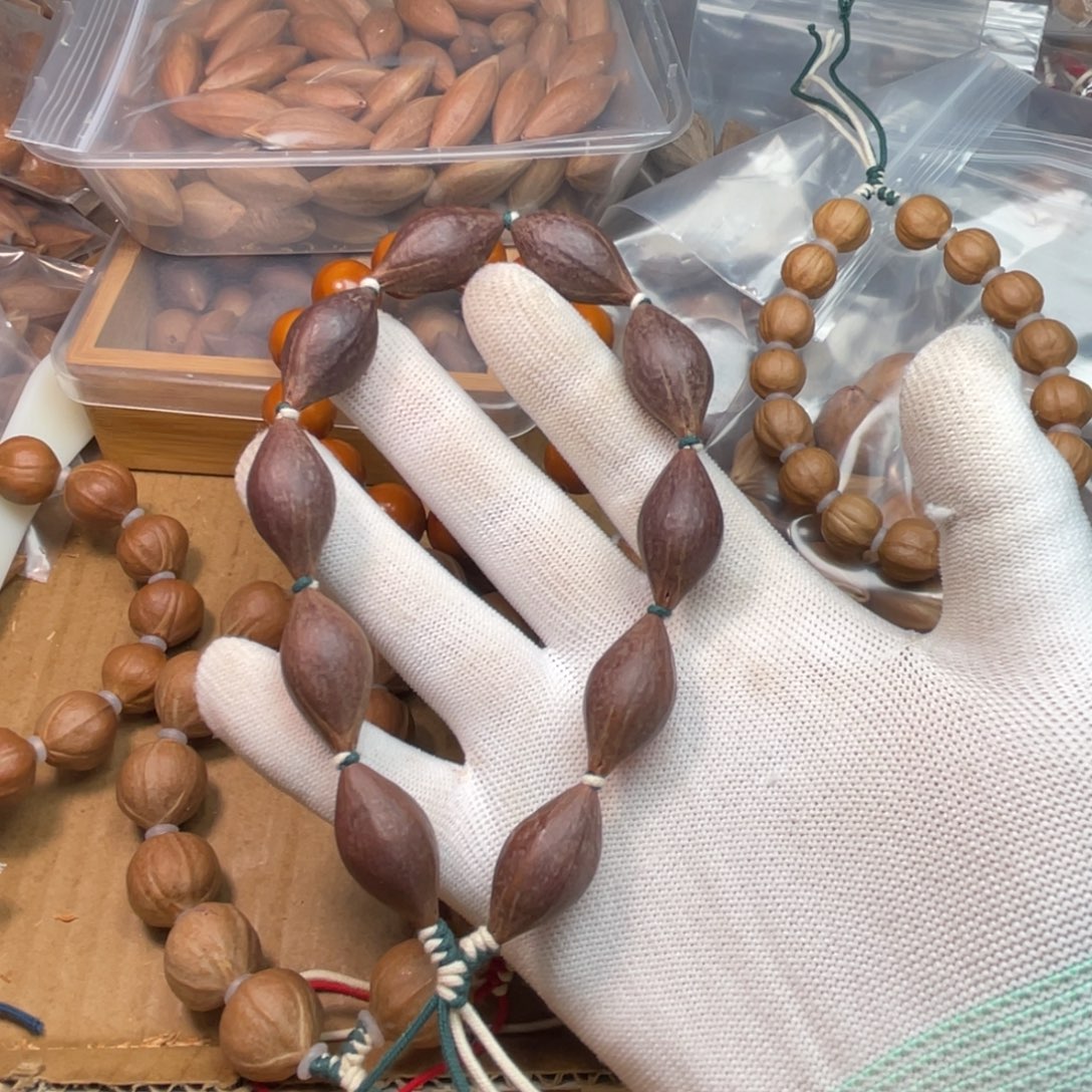 T***G橄榄核手串/手链1