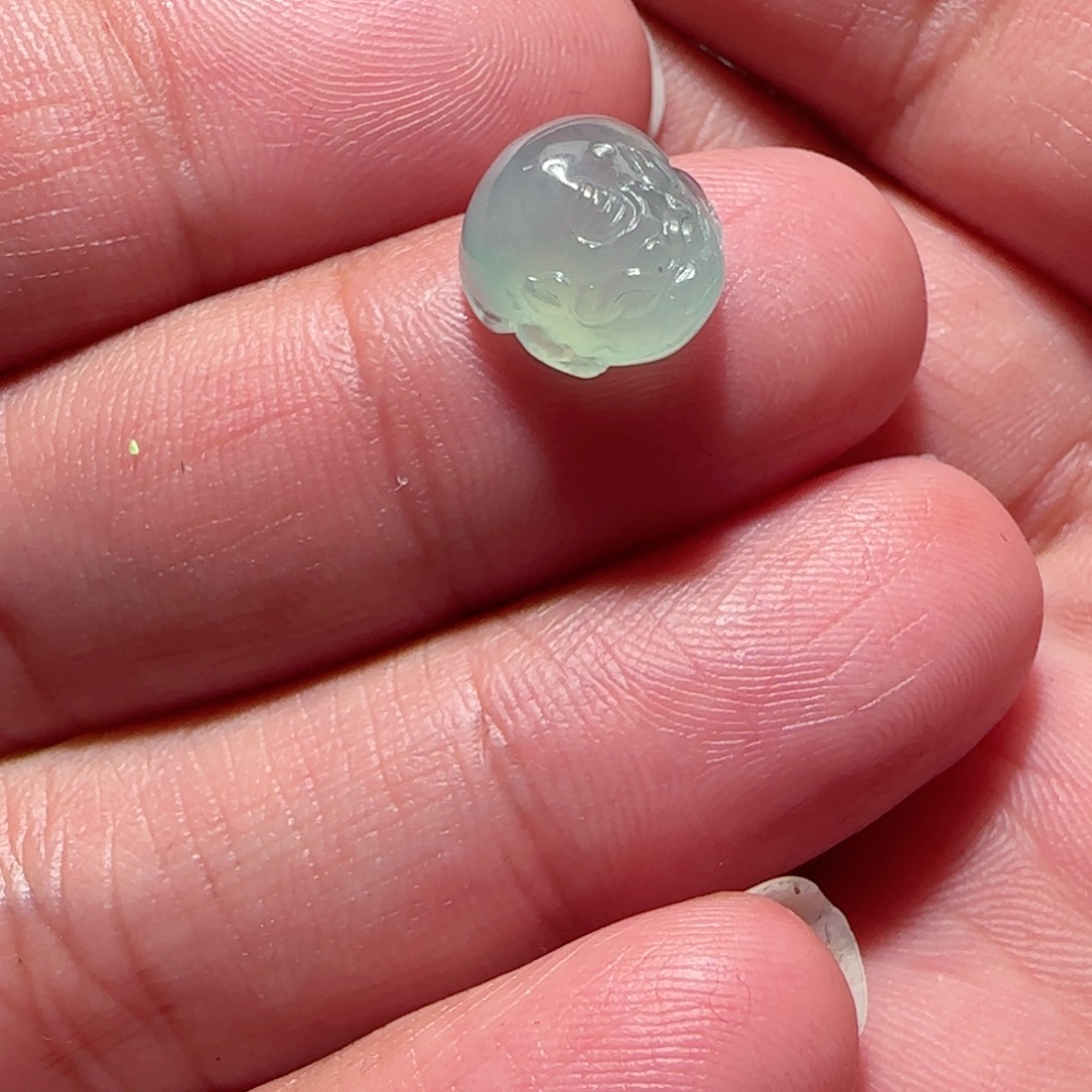 定制翡翠未镶嵌天然翡翠貔貅