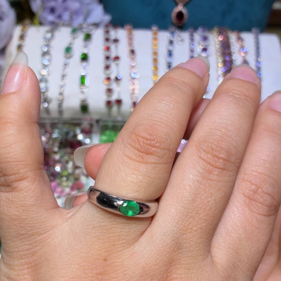 祖母绿银S925镶嵌戒指