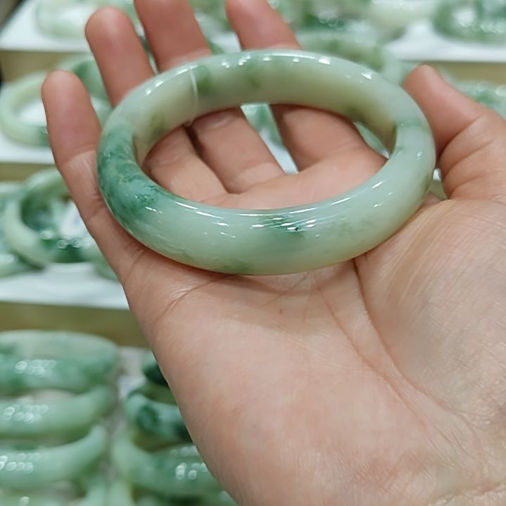 透闪石-蛇纹石玉手镯未镶嵌恰*