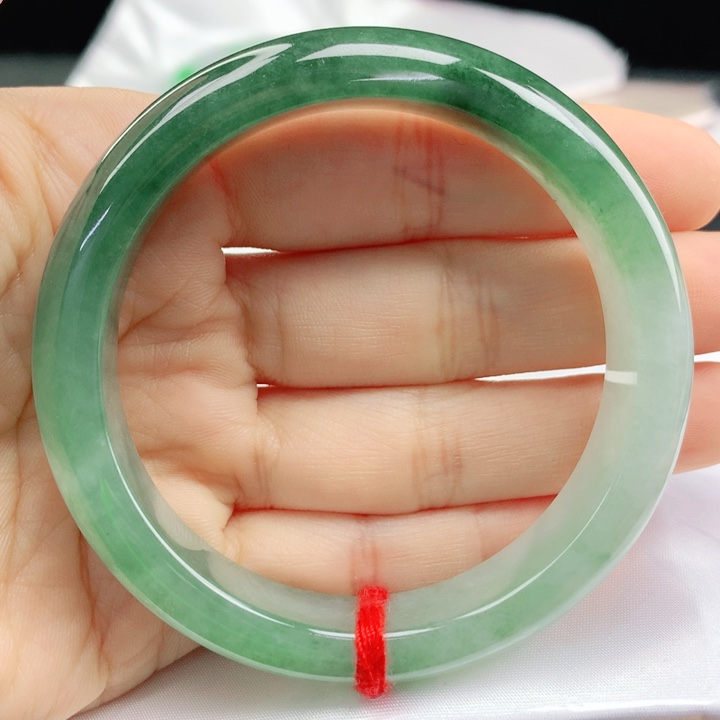 翡翠手镯未镶嵌半山半水55