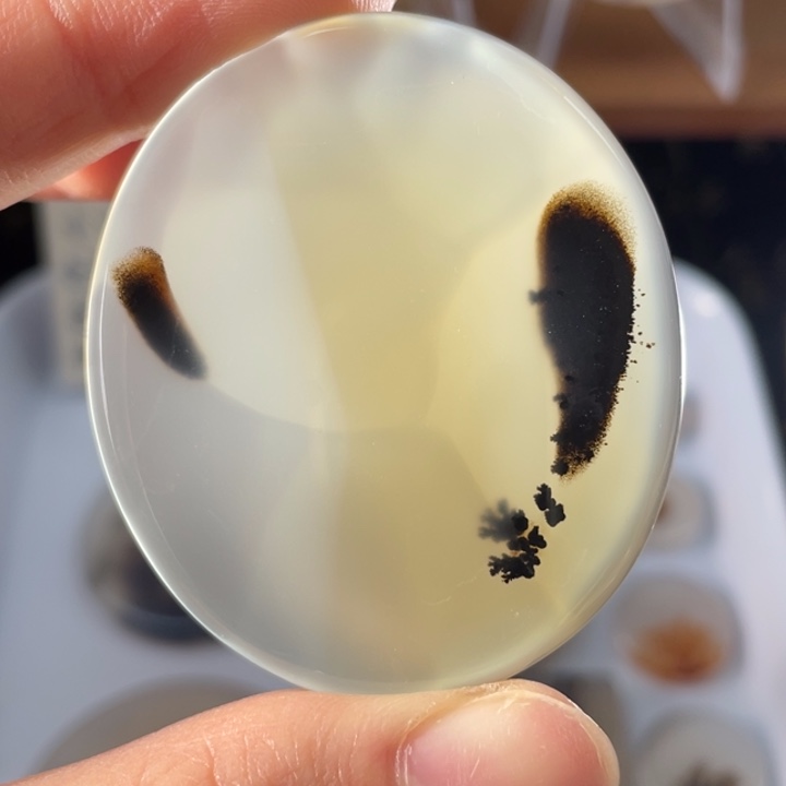 玛瑙/玉髓未镶嵌牌子