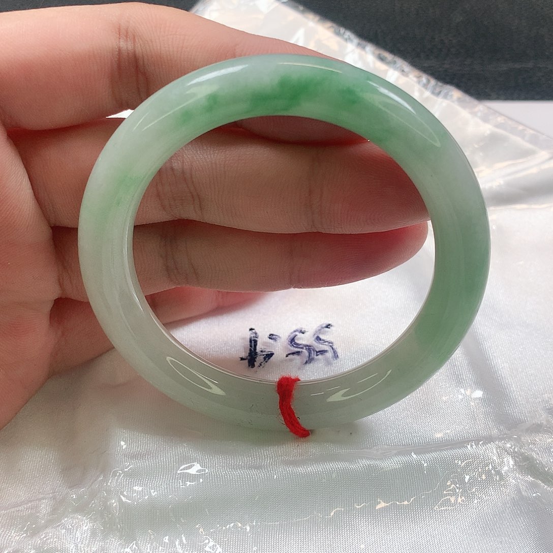 未镶嵌手镯（圆镯）翡翠375号