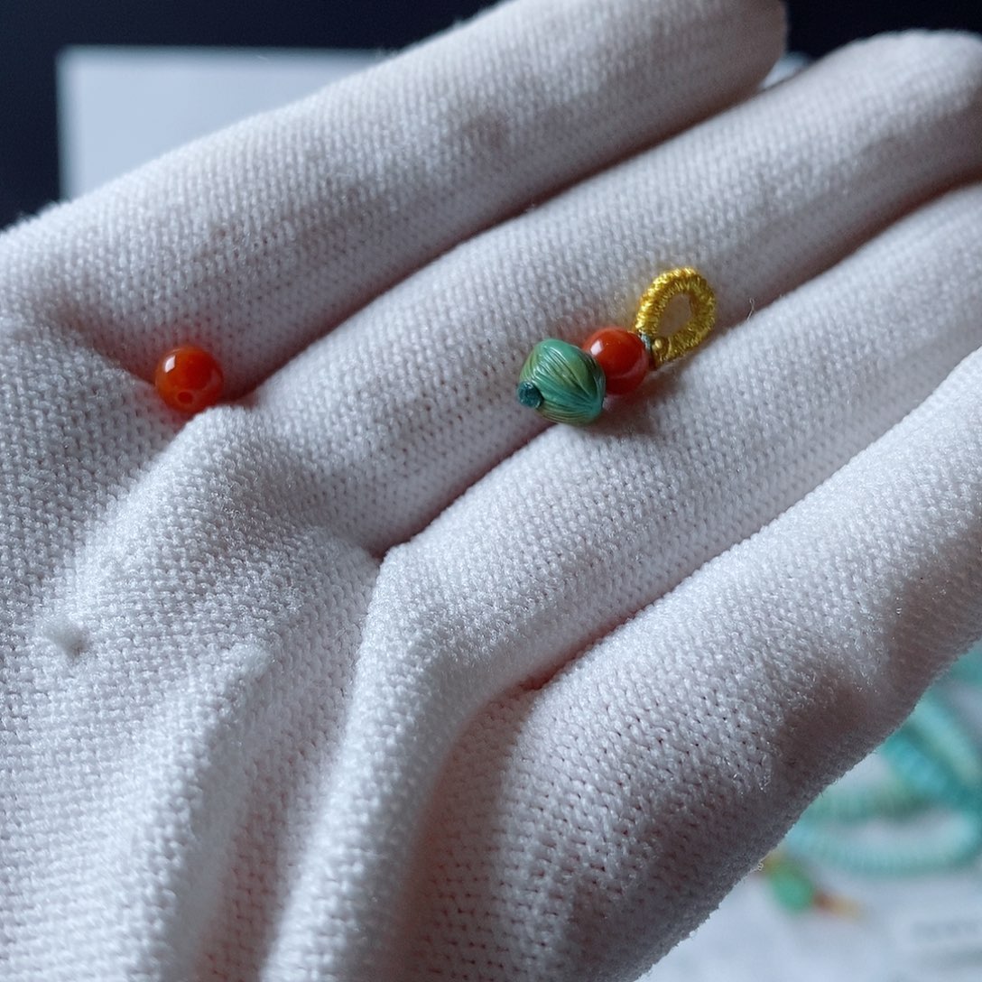 南红玛瑙颈饰未镶嵌