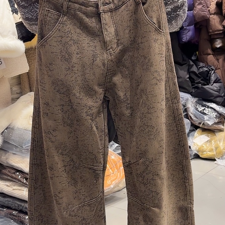 黑色西装外套和红色外套是你配穿上我也想