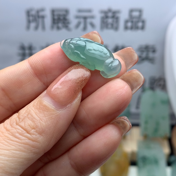 定制翡翠未镶嵌天然翡翠