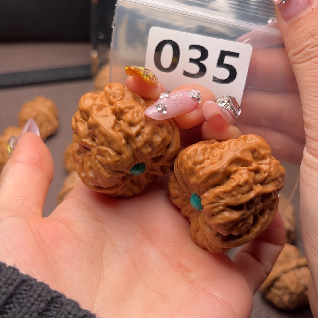 文玩核桃把件镶嵌39