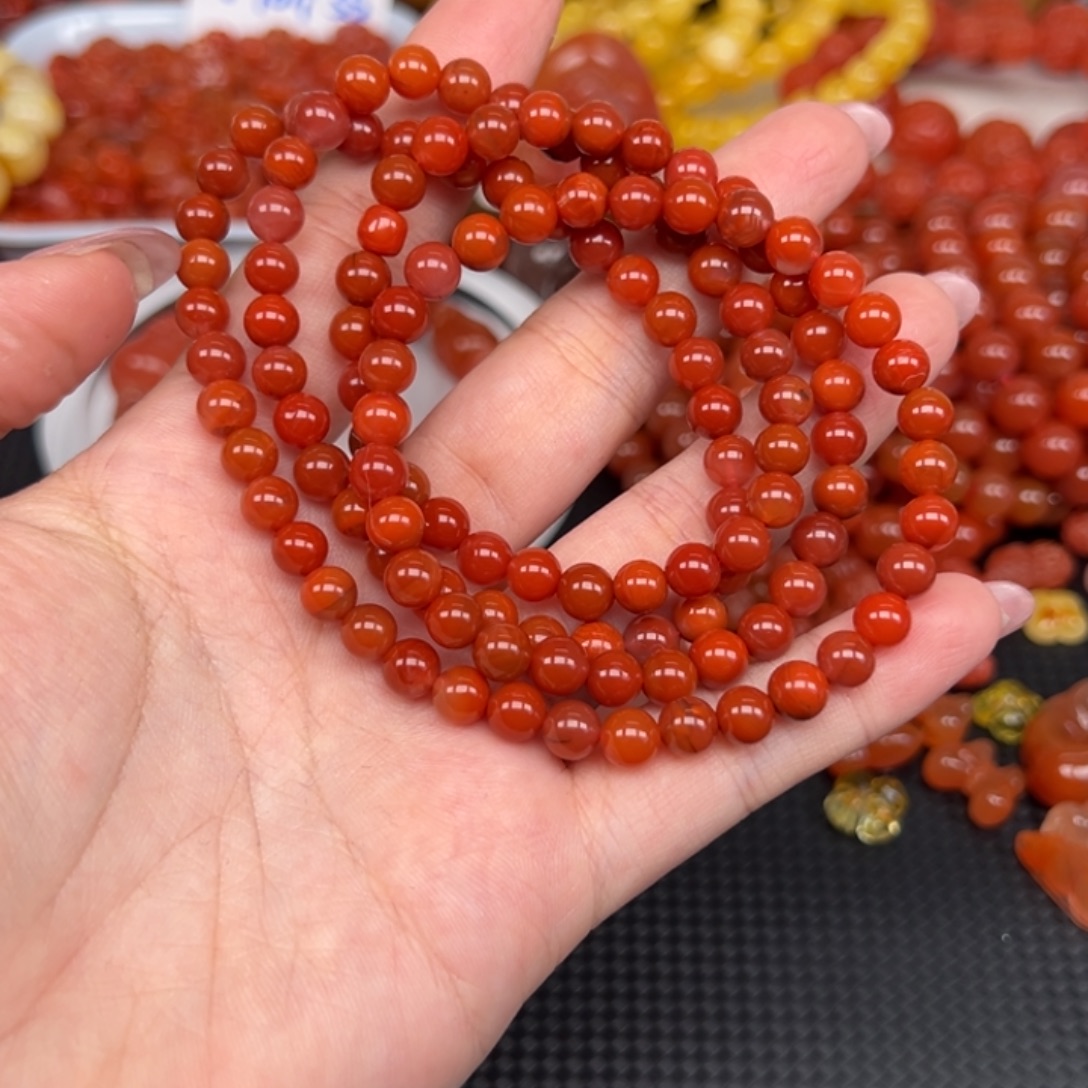 我***雨南红玛瑙未镶嵌手链