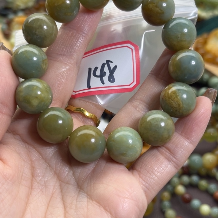 蛇纹石玉未镶嵌手链