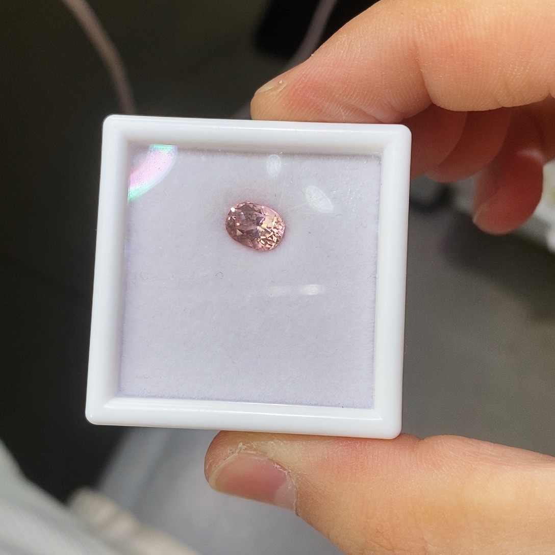 碧玺裸石未镶嵌天然碧玺裸石1.61ct