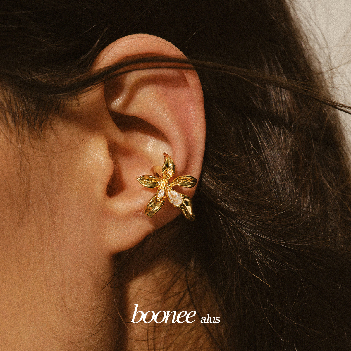 boonee alus 铜合金合成锆石耳饰 花朵锆石耳夹无耳洞轻奢高级感