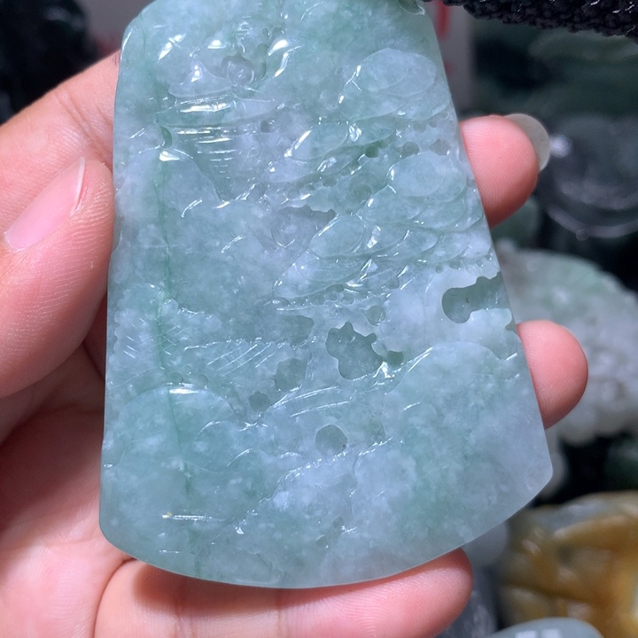 翡翠未镶嵌颈饰保真天然A货翡翠