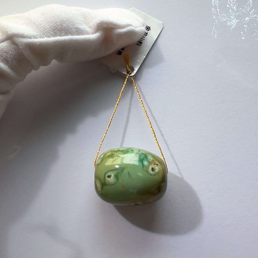 绿松石未镶嵌挂件