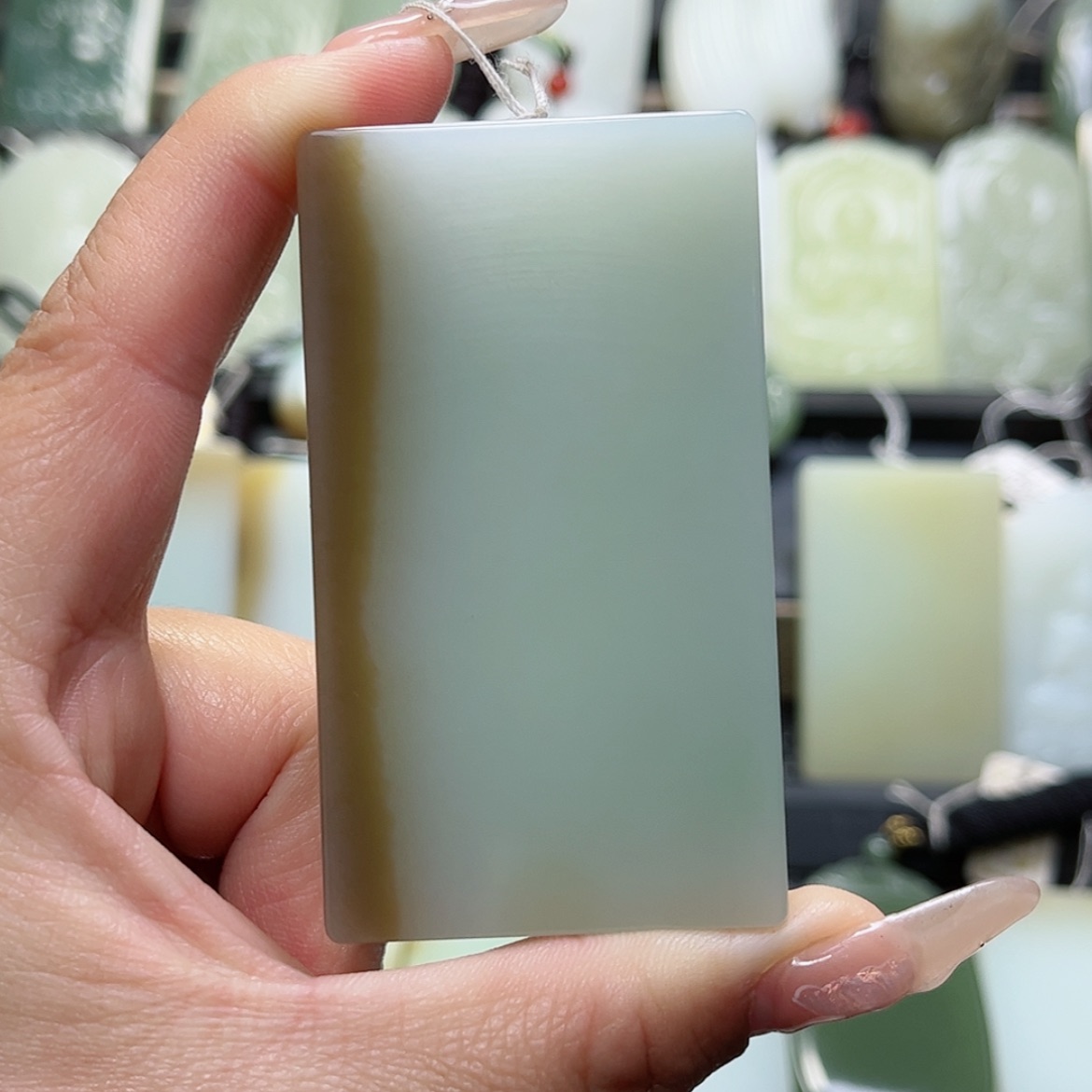 【闪购商品】颈饰未镶嵌和田玉鑫