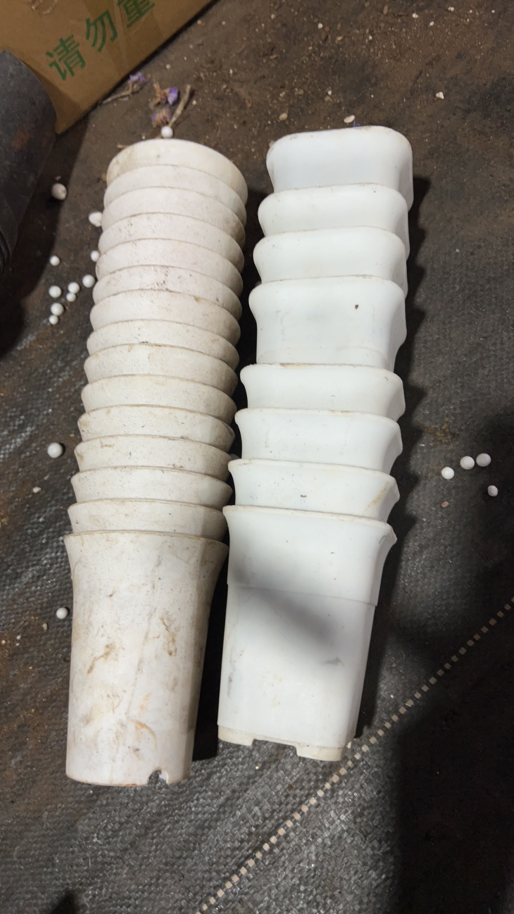 塑料旧花盆 喇叭方万象盆8.5-9口径11-12高 打包 23个