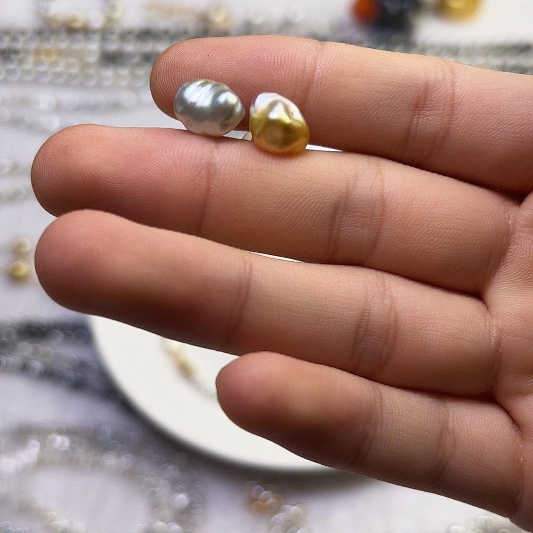 i***包海水珍珠颈饰18K金镶嵌