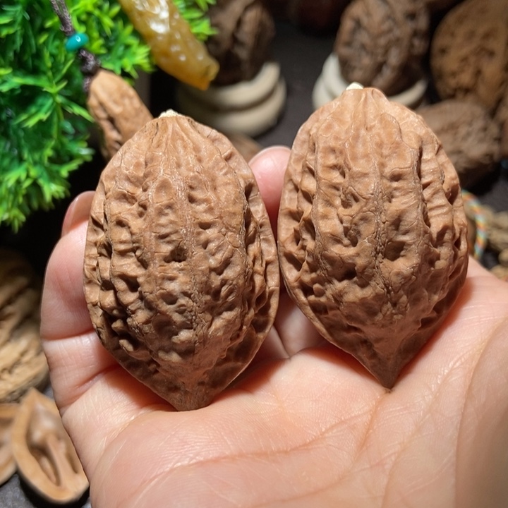 把件文玩核桃东北楸子小雪40