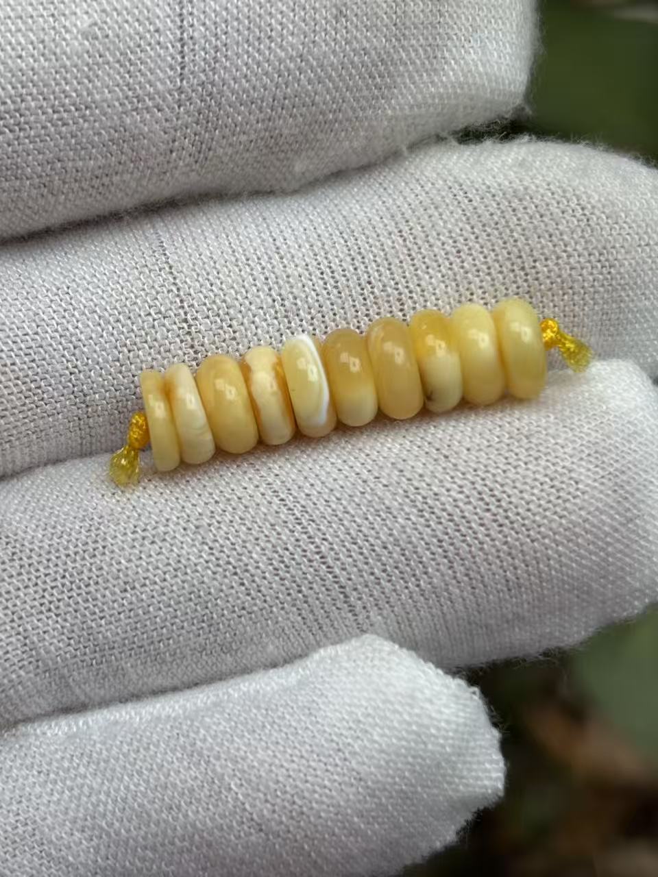 2566天然蜜蜡琥珀满蜡隔片7mm