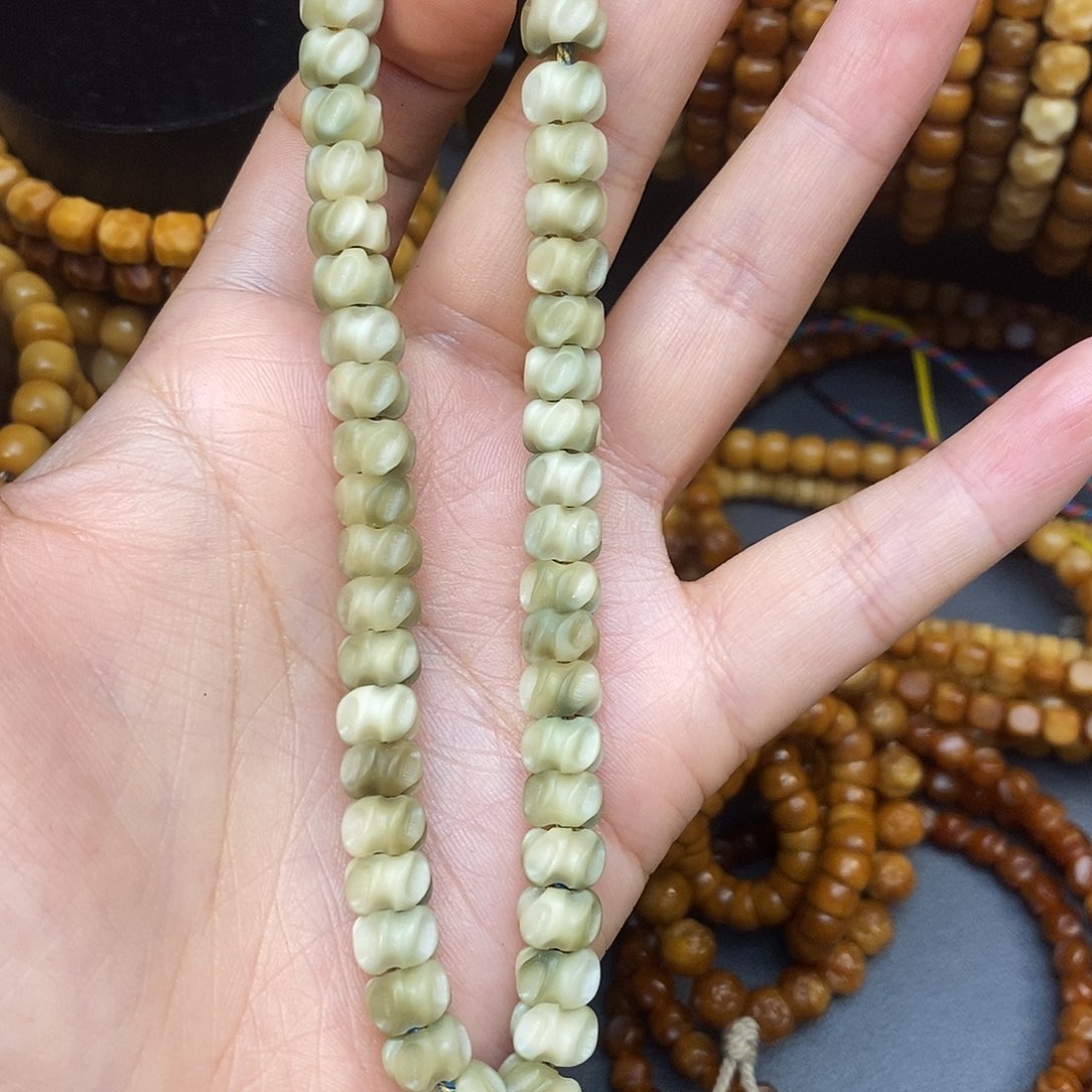 龙眼菩提手串龙脊菩提阴皮料龙骨手持卡9 有缩尺