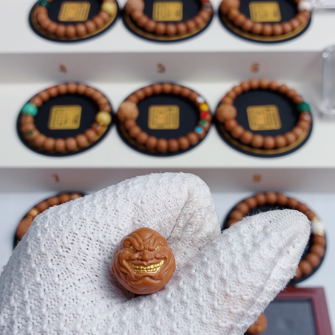 东***1手串猴头核桃猴头手串