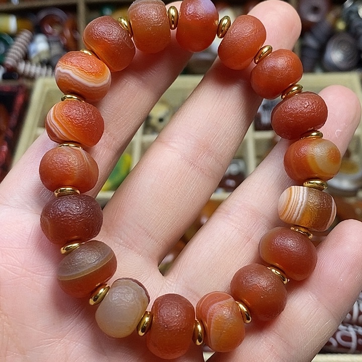 未镶嵌颈饰玛瑙/玉髓