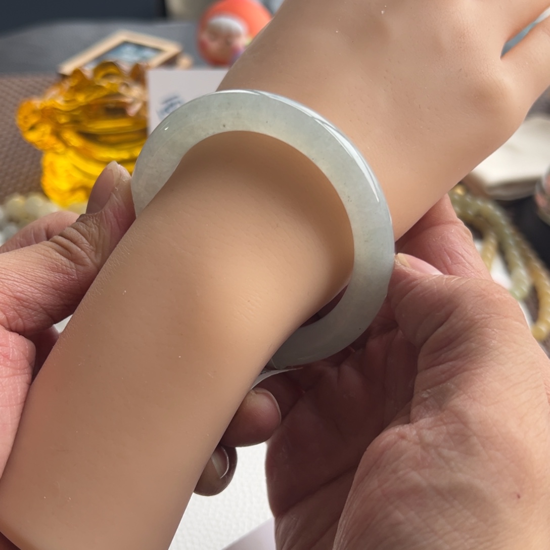 翡翠未镶嵌手镯5号 53.2