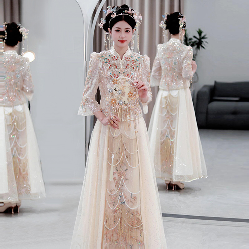 浅色系香槟秀禾服婚服2025新款新娘高级感结婚重工出阁服秀禾大气