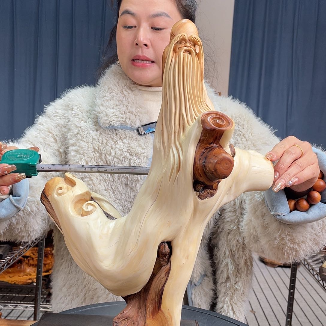 柏木（崖柏）随型艺术根雕
