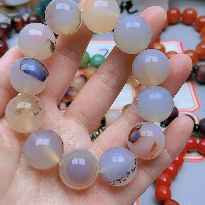 【闪购商品】玛瑙/玉髓未镶嵌珠宝半成品龙****)