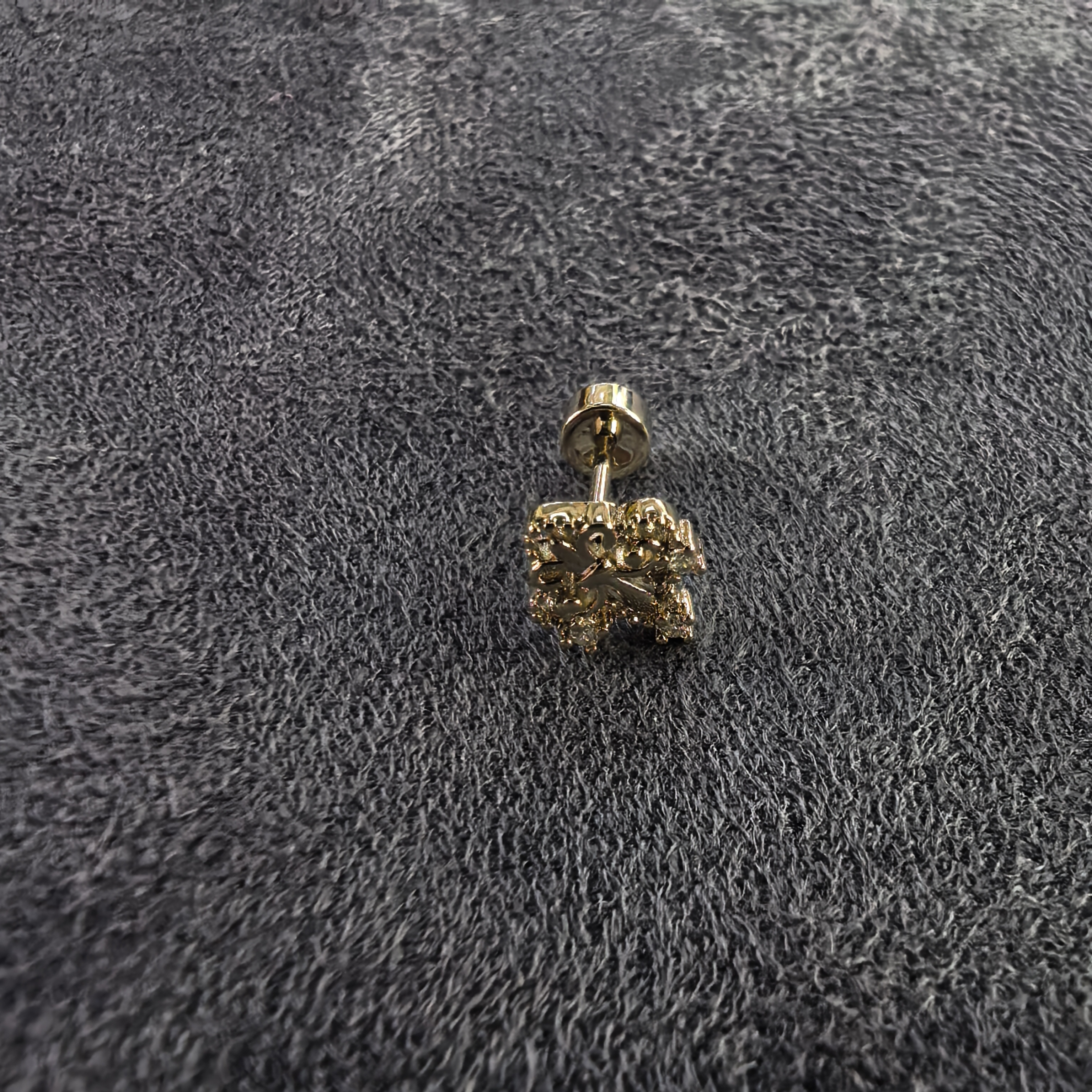 铜合金耳饰 F467浅太金色克克闪闪拧螺丝款耳骨钉耳钉耳饰