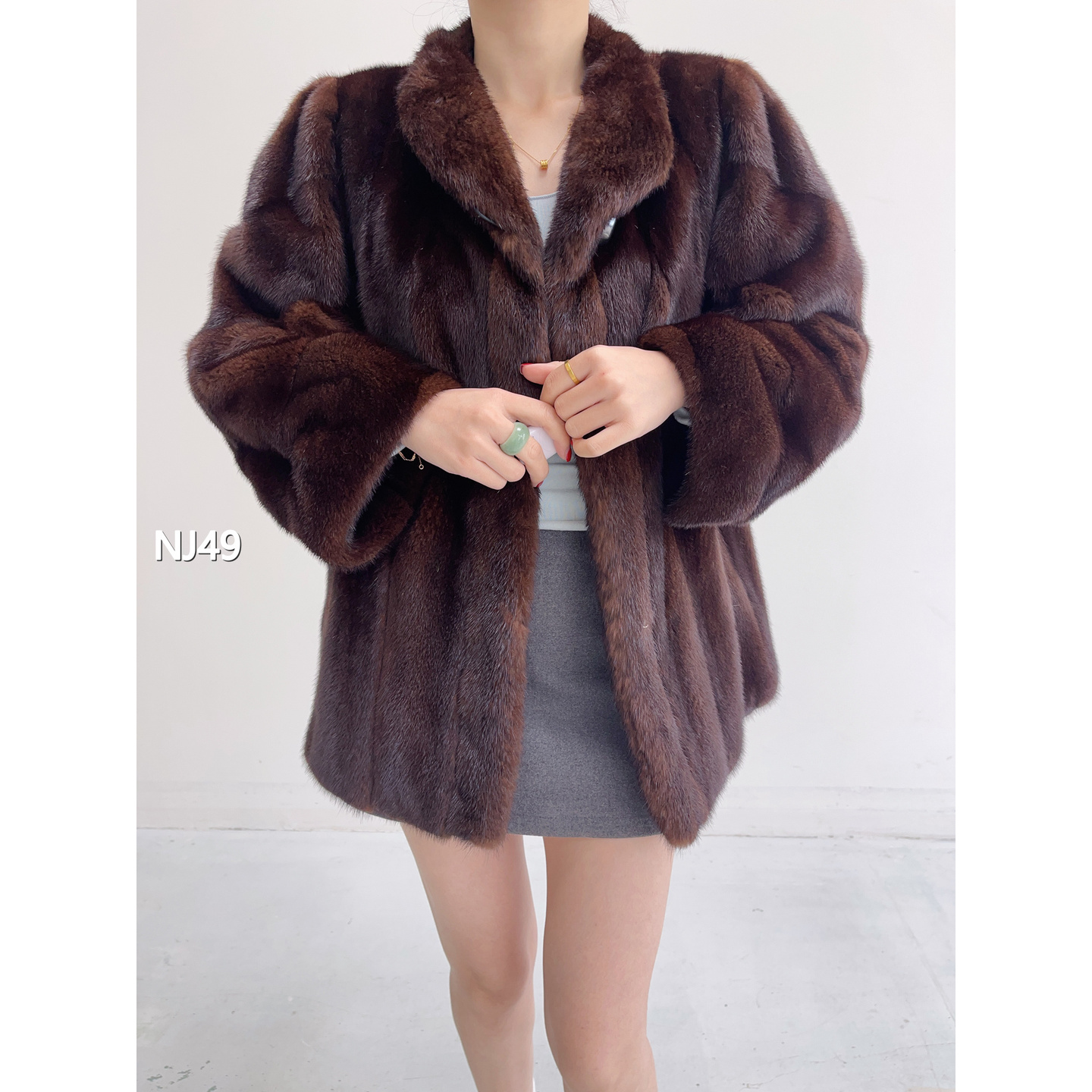 【NJ49】M 中古棕短款全抽竖条貂皮（肩42胸106衣66袖53）09049