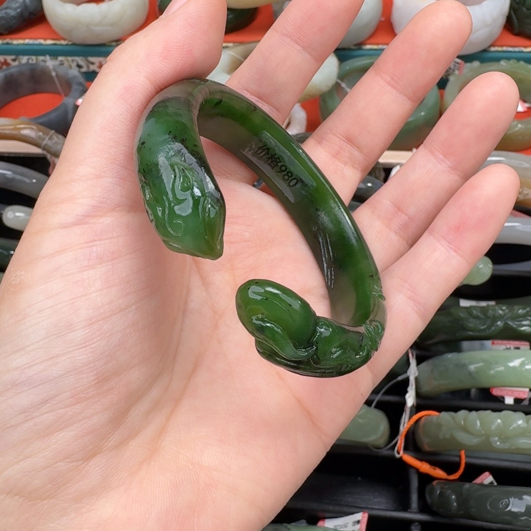 和田玉未镶嵌颈饰53