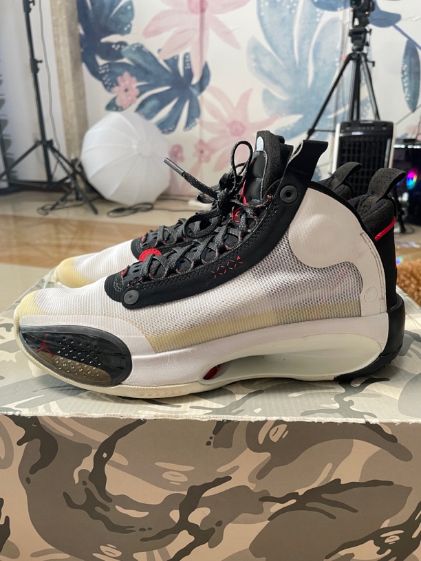 90新 MM6 41码260/Air Jordan 34 缓震支撑 防滑耐磨 篮球鞋