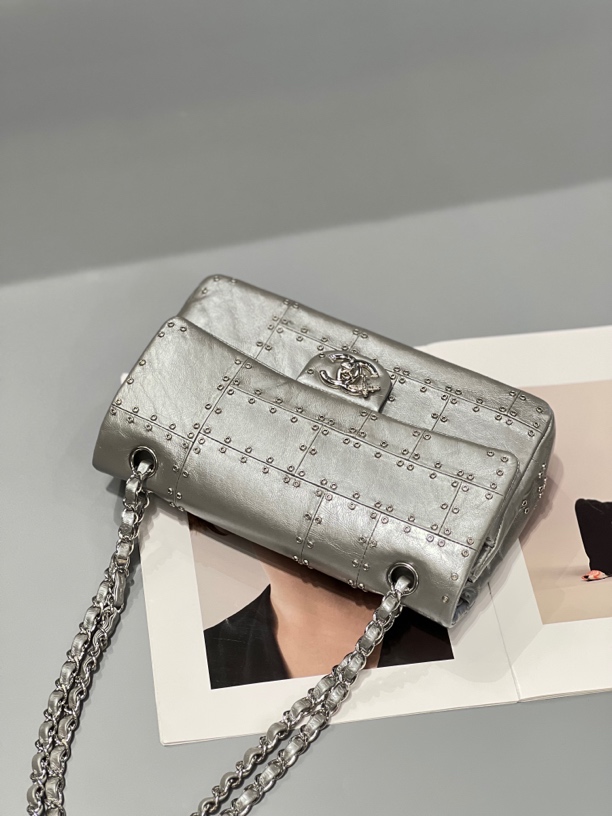 95新 Chanel/香奈儿 夏七中古/银色飞行系列cf/单肩包