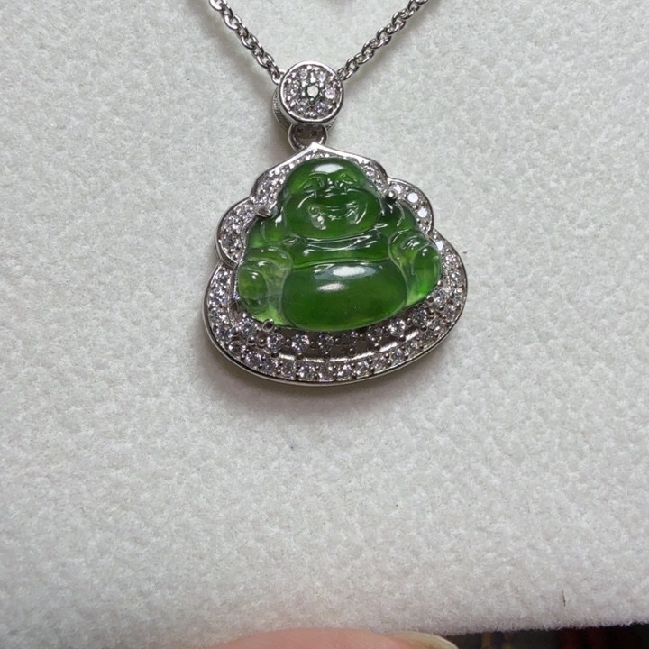翡翠颈饰银S925镶嵌吊坠