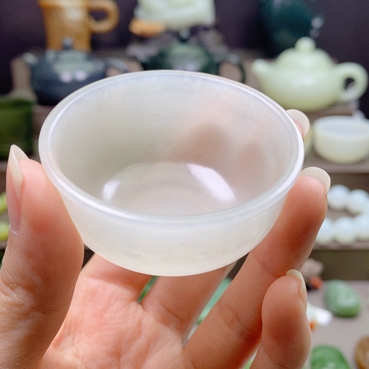 和田玉杯子未镶嵌