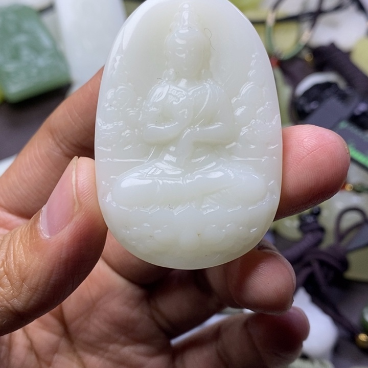 和田玉未镶嵌颈饰