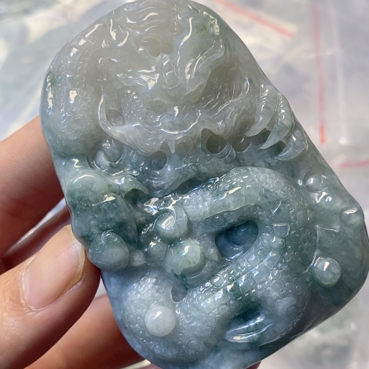 翡翠未镶嵌颈饰天然翡翠A货